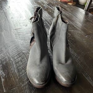 Cute distressed Rag & Co Booties